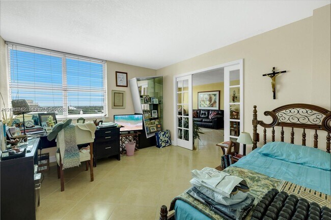 Foto del edificio - 9125 SW 77th Ave
