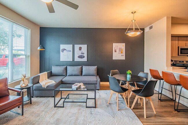 Foto del edificio - 2044 S Willow Creek Apartment