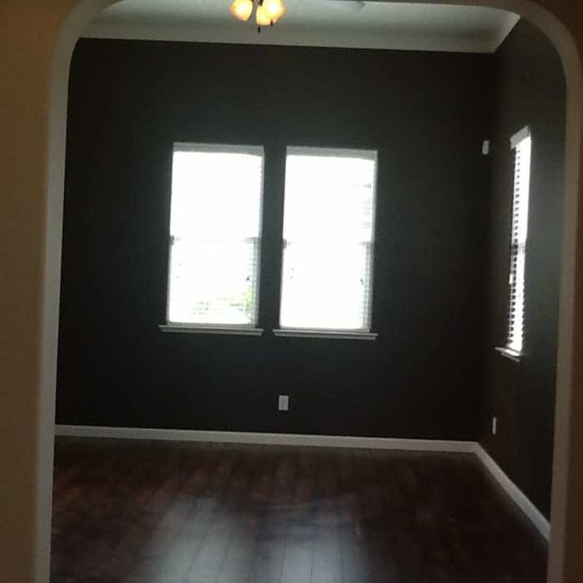 Foto del edificio - 4011 Harlan Ranch Blvd