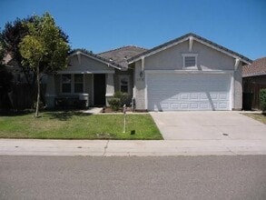 Building Photo - 2756 Red Clover Way