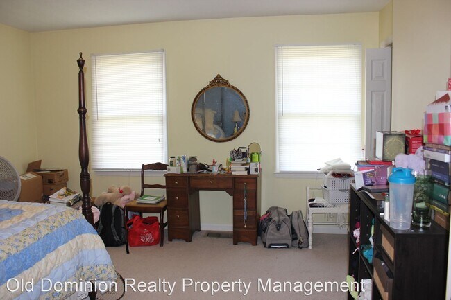 Building Photo - 3 br, 2.5 bath House - 273 Emerald Drive