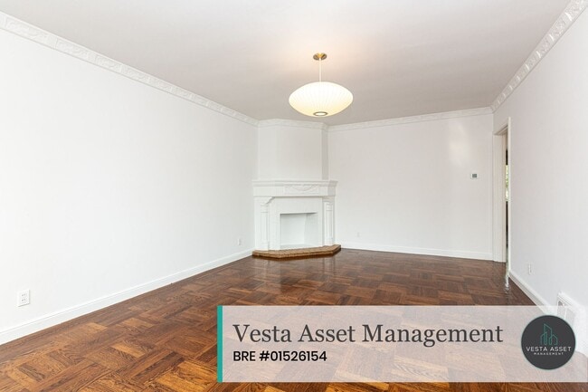 Building Photo - Bright 2BR + Office Single-Family Home wit...