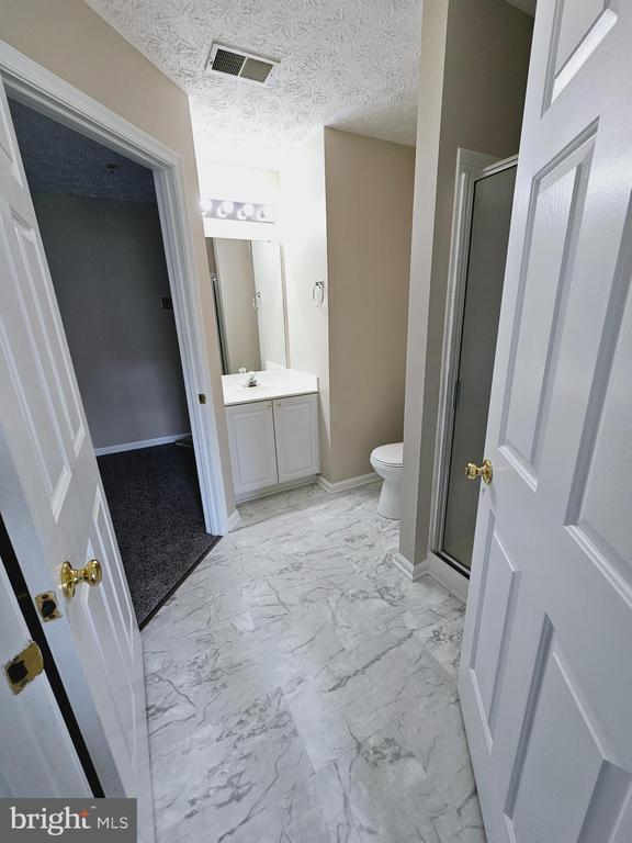 Foto del edificio - 2443 Blue Spring Ct