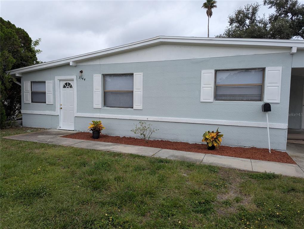 Foto principal - 1544 77th Ave N