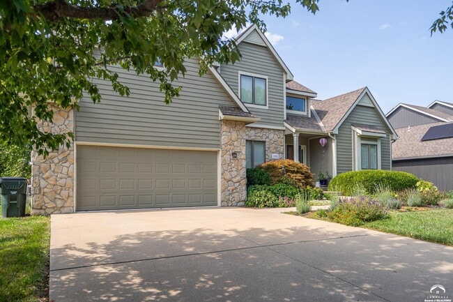 Building Photo - 1101 Stonecreek Dr
