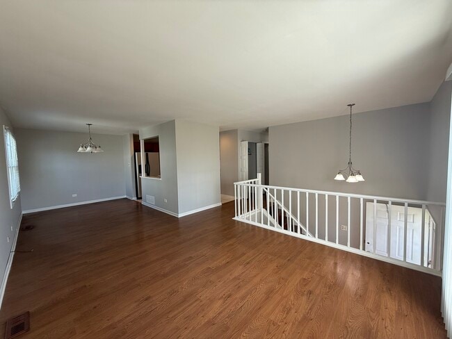 Foto del edificio - 371 Payson Cir