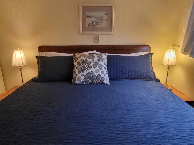 Building Photo - 7378 Birch Bay Dr