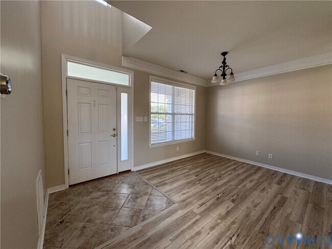 Building Photo - 940 Jamerson Ln