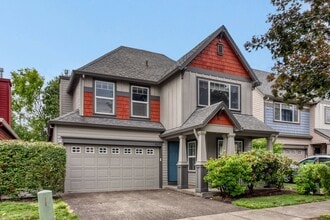 Building Photo - 547 NE 61st Pl