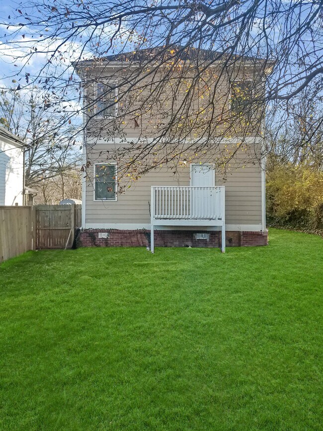 Foto del edificio - 1359 Collier St NW