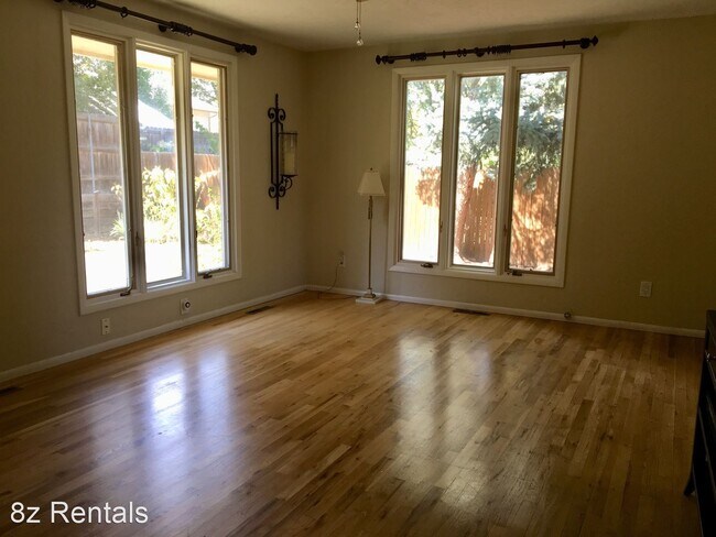 Building Photo - 3 br, 2.5 bath House - 1265 Claremont Drive