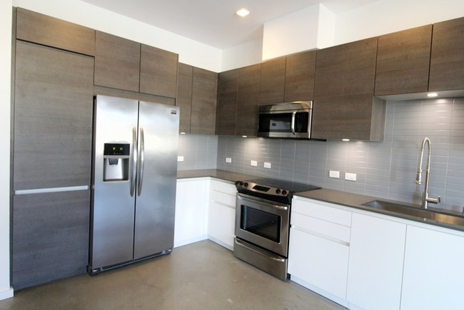 Building Photo - 4021 8th Ave