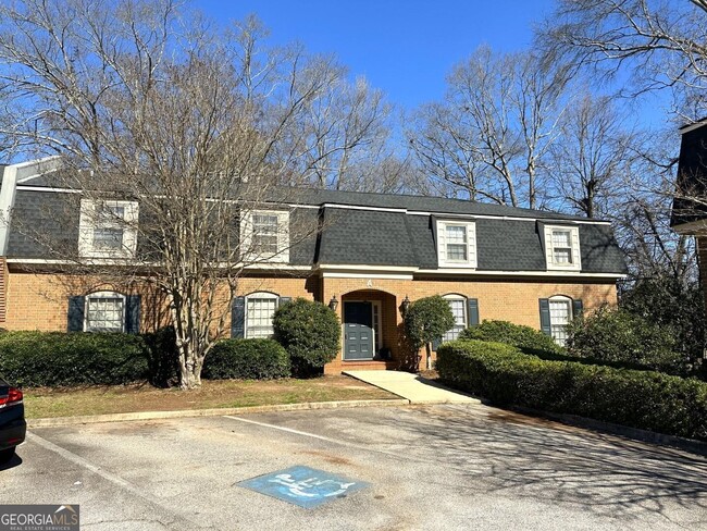 Building Photo - 207 Harwell Ave