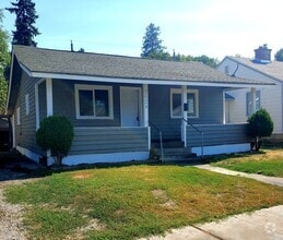 Building Photo - 2624 E 6th Ave