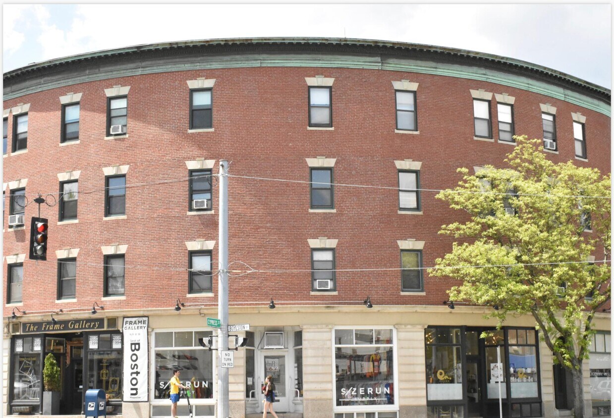 Primary Photo - 359 Boylston St
