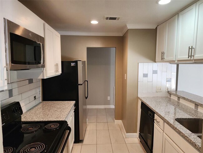 Foto del edificio - 16606 Quail Park Dr