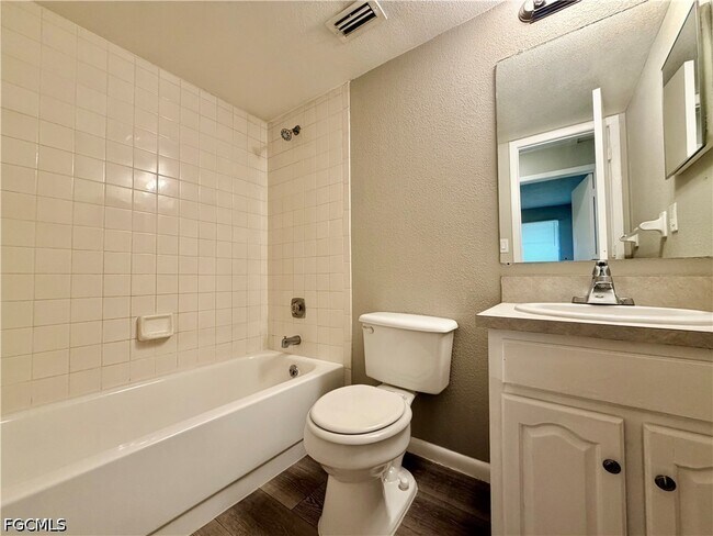 Foto del edificio - 2332 SE 6th Terrace