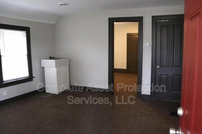 Building Photo - 1405 Jefferson Ave