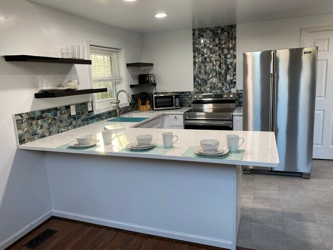 Foto del edificio - 7550 Eagle Rock Dr