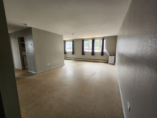 Foto del edificio - 1600 Clinton St