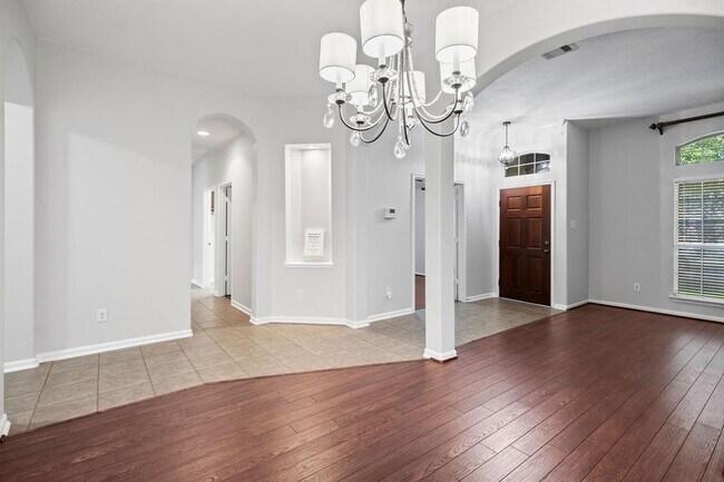 Building Photo - 11511 Timberly Park Ln