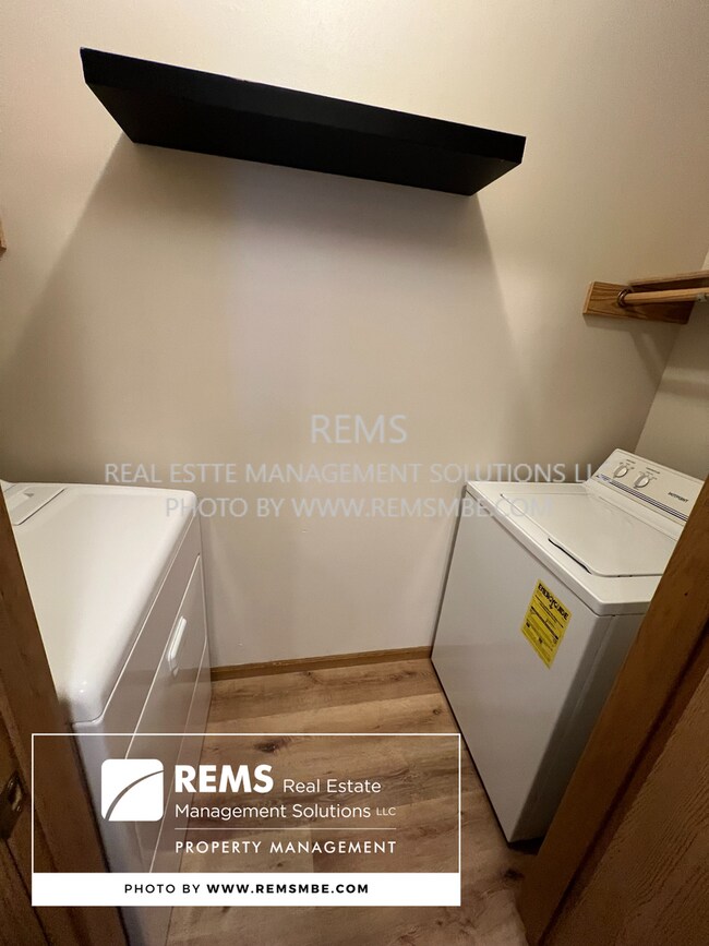 Foto del edificio - 33 Grand Canyon Dr