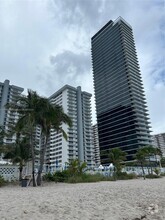 Building Photo - 2030 S Ocean Dr