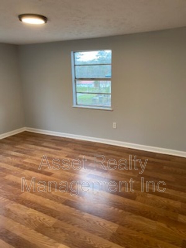 Foto del edificio - 1424 Tipton Station Rd