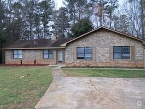 Building Photo - 1091 Kings Mill Run N