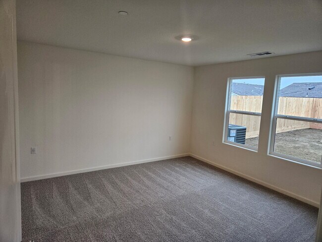 Foto del edificio - 630 Marshall Ln