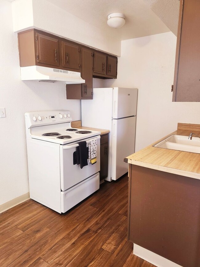 Interior Photo - Executive Apartments