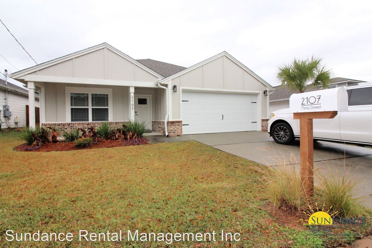 Primary Photo - 3 br, 2 bath House - 2107 Nina Street