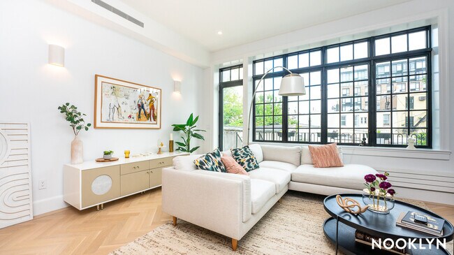 Building Photo - 179 Devoe St