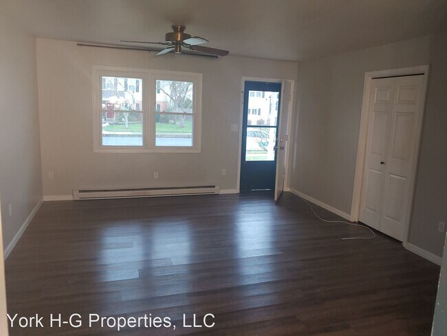 Foto del edificio - 3 br, 1 bath House - 7 Kingswood Drive