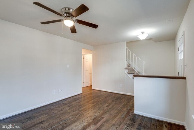 Building Photo - 2457 Alsop Ct