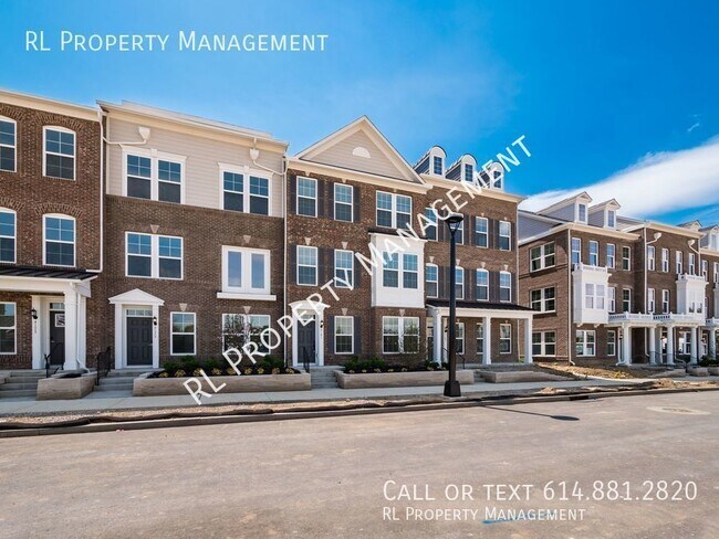 Building Photo - Newly built 3 bedroom 2.2 bathroom condo, ...