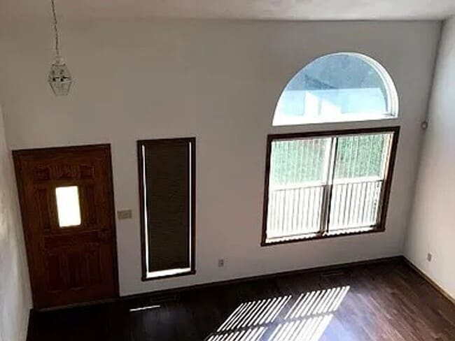 Building Photo - 6474 Wicklow Cl