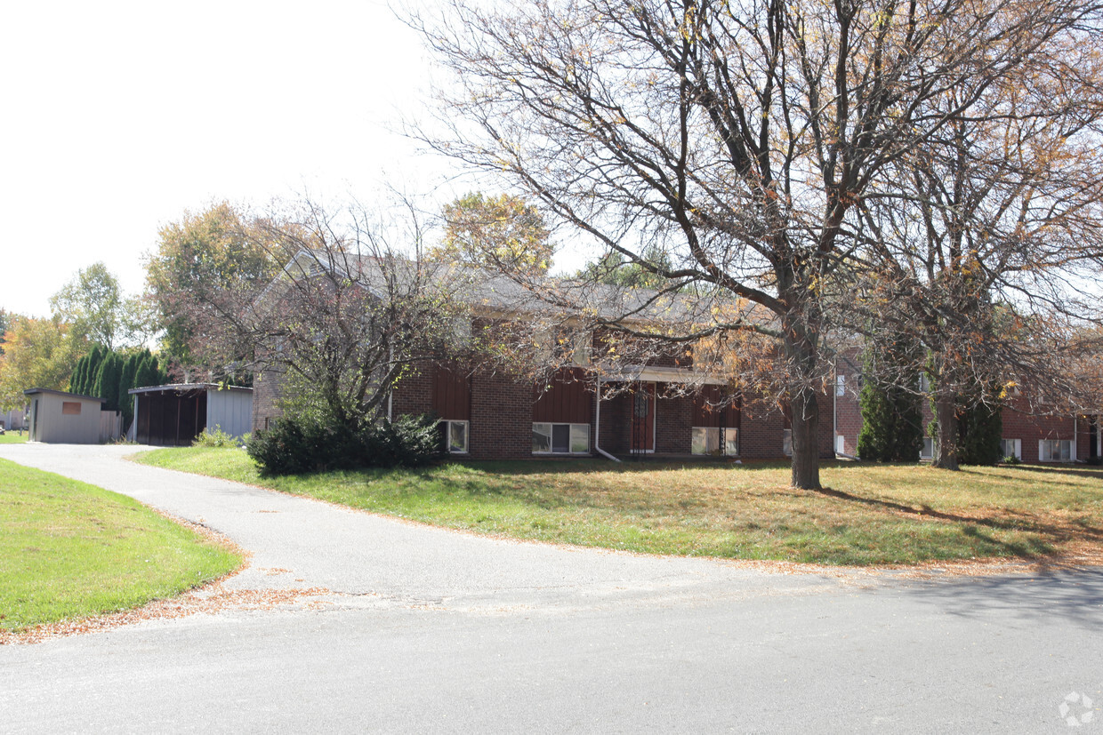 Foto principal - 540 Andover St NE
