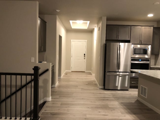 Building Photo - 3891 Ivy Hill Dr