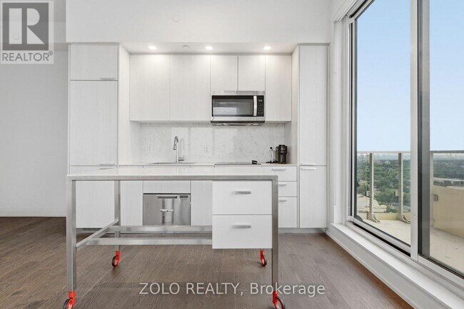 Building Photo - 75 Canterbury Pl