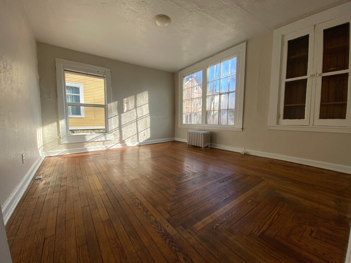 Foto principal - 415-417 Oak