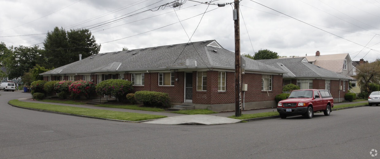 Foto principal - 1304-1308 SE 41st Ave