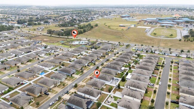 Foto del edificio - 901 Orchid Grove Blvd