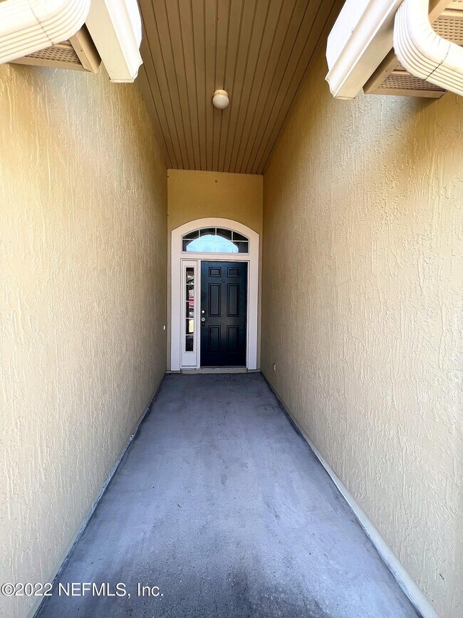 Foto del edificio - 2993 Golden Pond Blvd