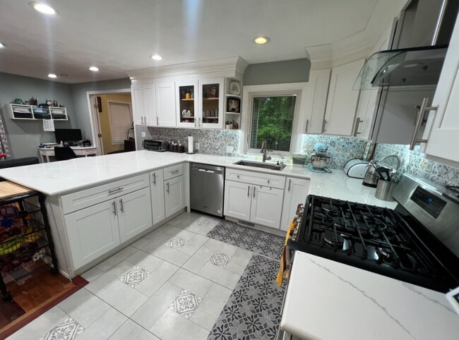 Foto del edificio - 45 Winterberry Way