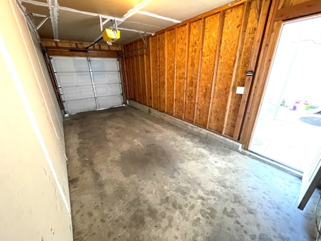 Building Photo - 1765 N 200 E
