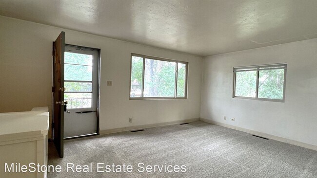 Foto del edificio - 4 br, 2 bath House - 2425 Bott Avenue