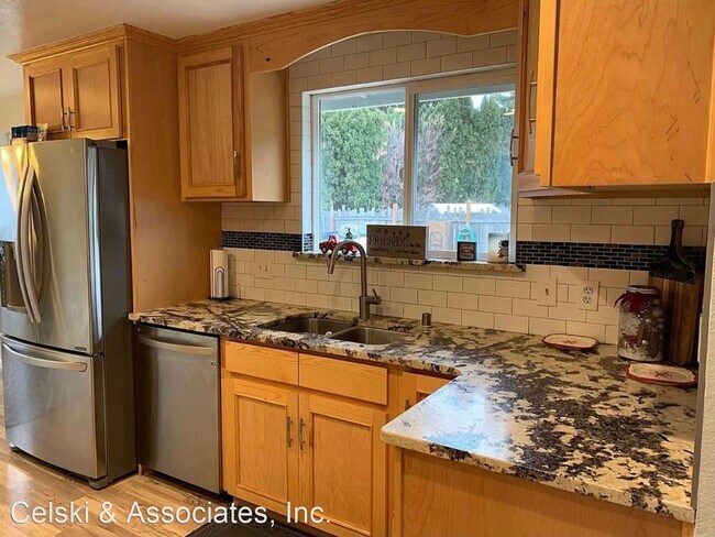 Building Photo - 3 br, 2 bath House - 4215 W 3rd Ave