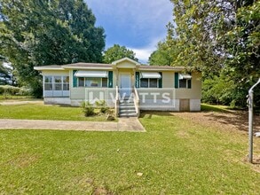 Building Photo - 409 Foust Ct