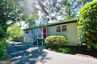Building Photo - 4316 Brookside Dr